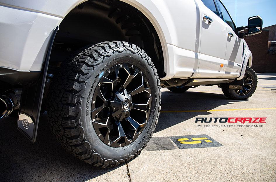 FORD F250 ASSAULT GLOSS BLACK MILLED ACCENTS